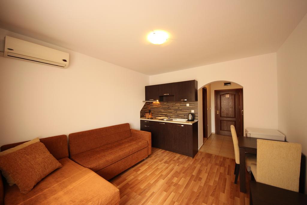 Menada Diamant Apartments Sunny Beach Camera foto