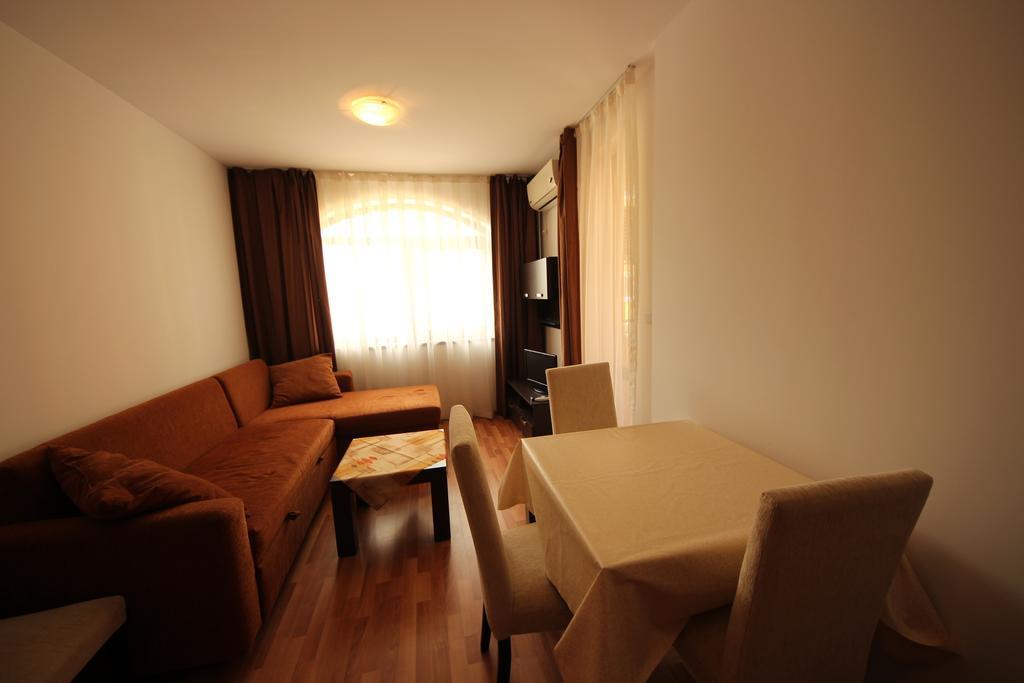 Menada Diamant Apartments Sunny Beach Camera foto