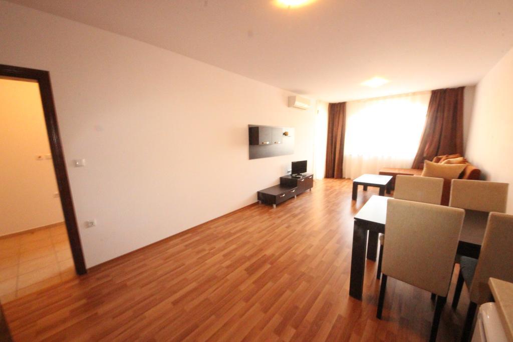 Menada Diamant Apartments Sunny Beach Esterno foto