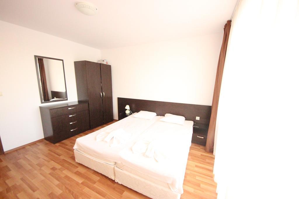Menada Diamant Apartments Sunny Beach Esterno foto