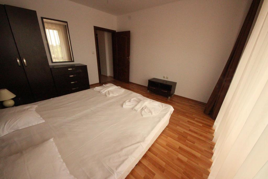 Menada Diamant Apartments Sunny Beach Esterno foto